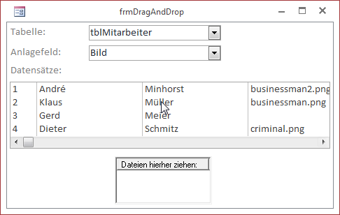 Formular mit Drag-and-Drop-Ziel für das Anlagefeld